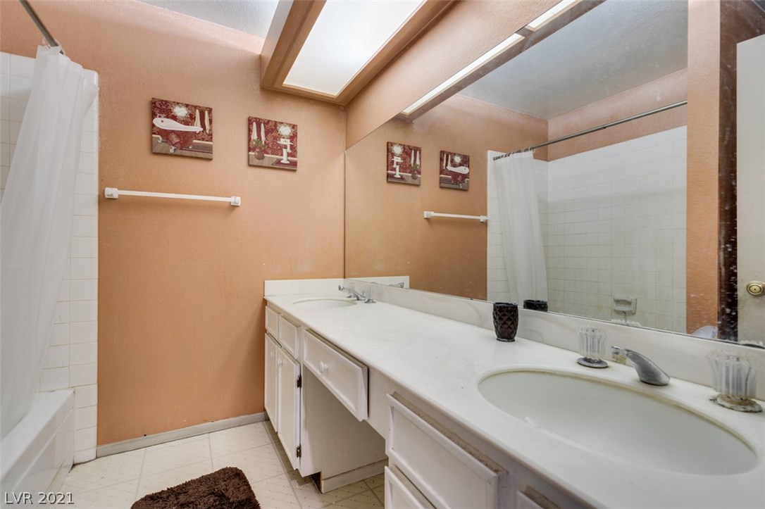 1828 Nuevo Road Henderson, NV 89014 - Photo 19 of 28 Gallery Image 19