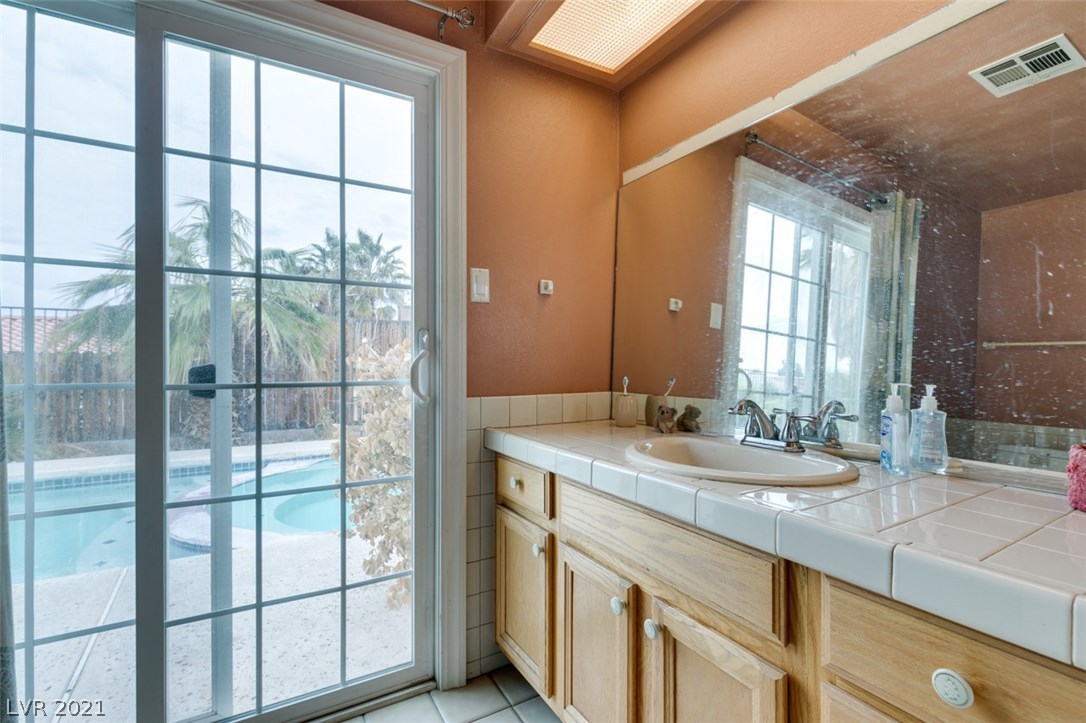 1828 Nuevo Road Henderson, NV 89014 - Photo 23 of 28 Gallery Image 23