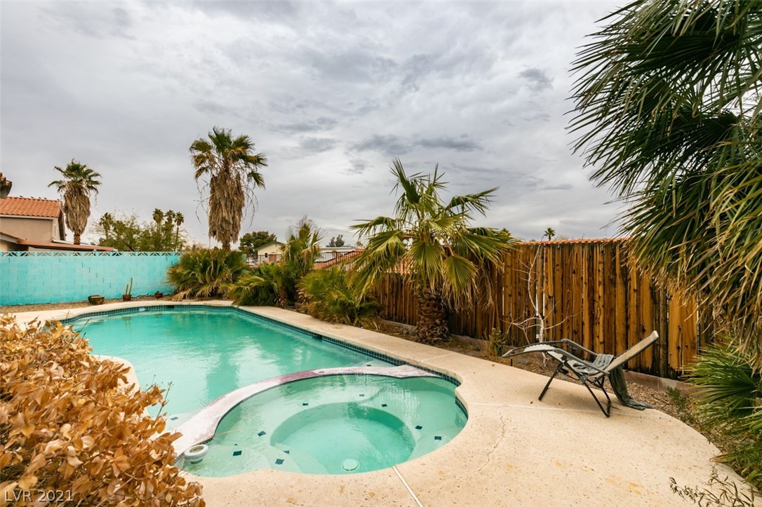1828 Nuevo Road Henderson, NV 89014 - Photo 27 of 28 Gallery Image 27