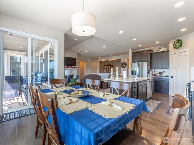 $758,000 | 1974 Legendary Lane Southeast, East Wenatchee, WA 98802