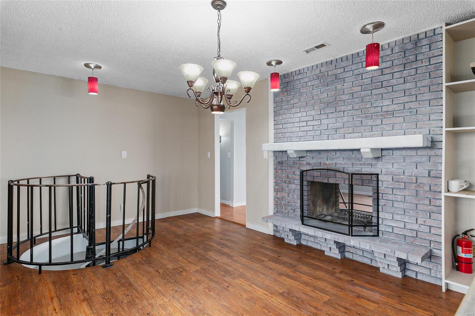 1516 Herman Road Staunton, IL 62088 - Photo 14 of 43