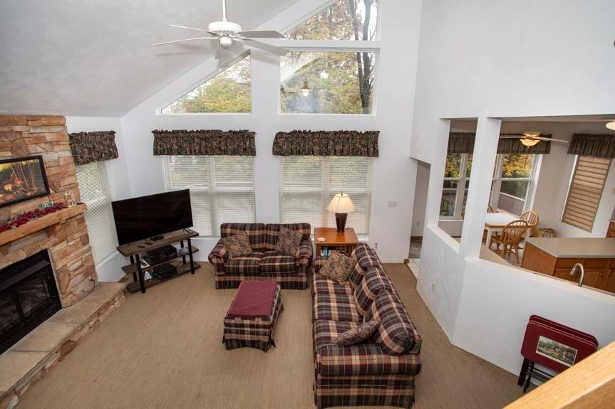 2402 South Ridge Lane Hidden Valley, PA 15502 - Photo 16 of 41 Gallery Image 16