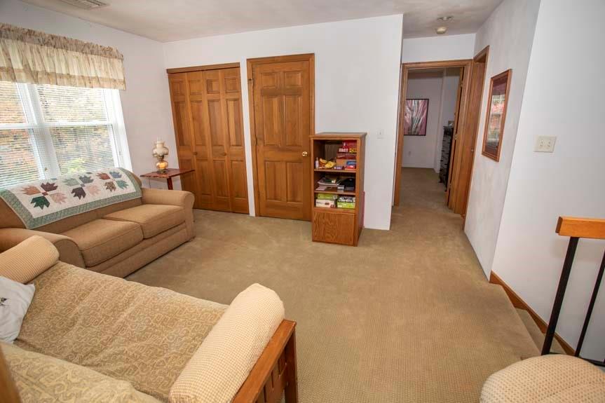 2402 South Ridge Lane Hidden Valley, PA 15502 - Photo 19 of 41 Gallery Image 19