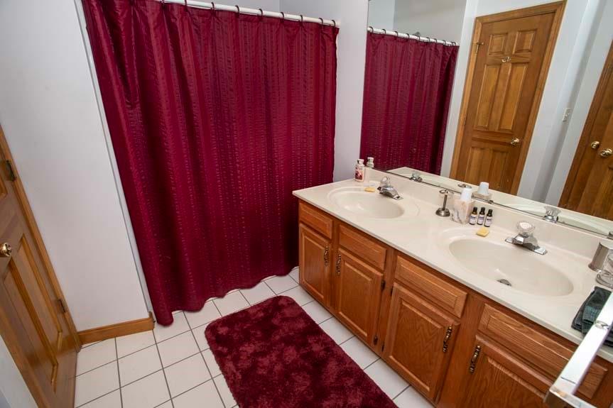 2402 South Ridge Lane Hidden Valley, PA 15502 - Photo 23 of 41 Gallery Image 23