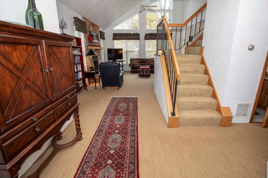 2402 South Ridge Lane Hidden Valley, PA 15502 - Photo 4 of 41 Gallery Image 4