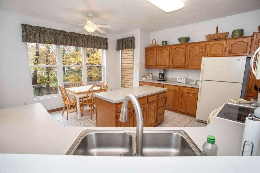2402 South Ridge Lane Hidden Valley, PA 15502 - Photo 9 of 41 Gallery Image 9