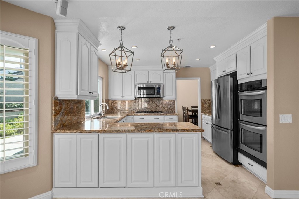 7243 Kittyhawk Street Fontana, CA 92336 - Photo 13 of 49