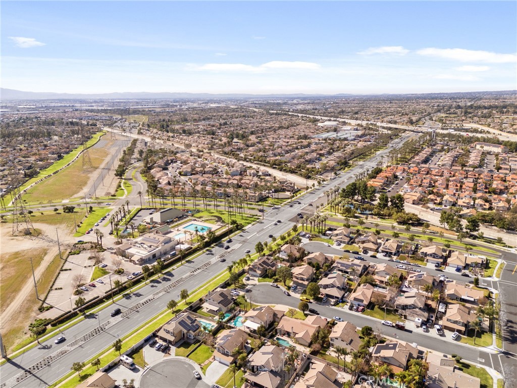 7243 Kittyhawk Street Fontana, CA 92336 - Photo 47 of 49