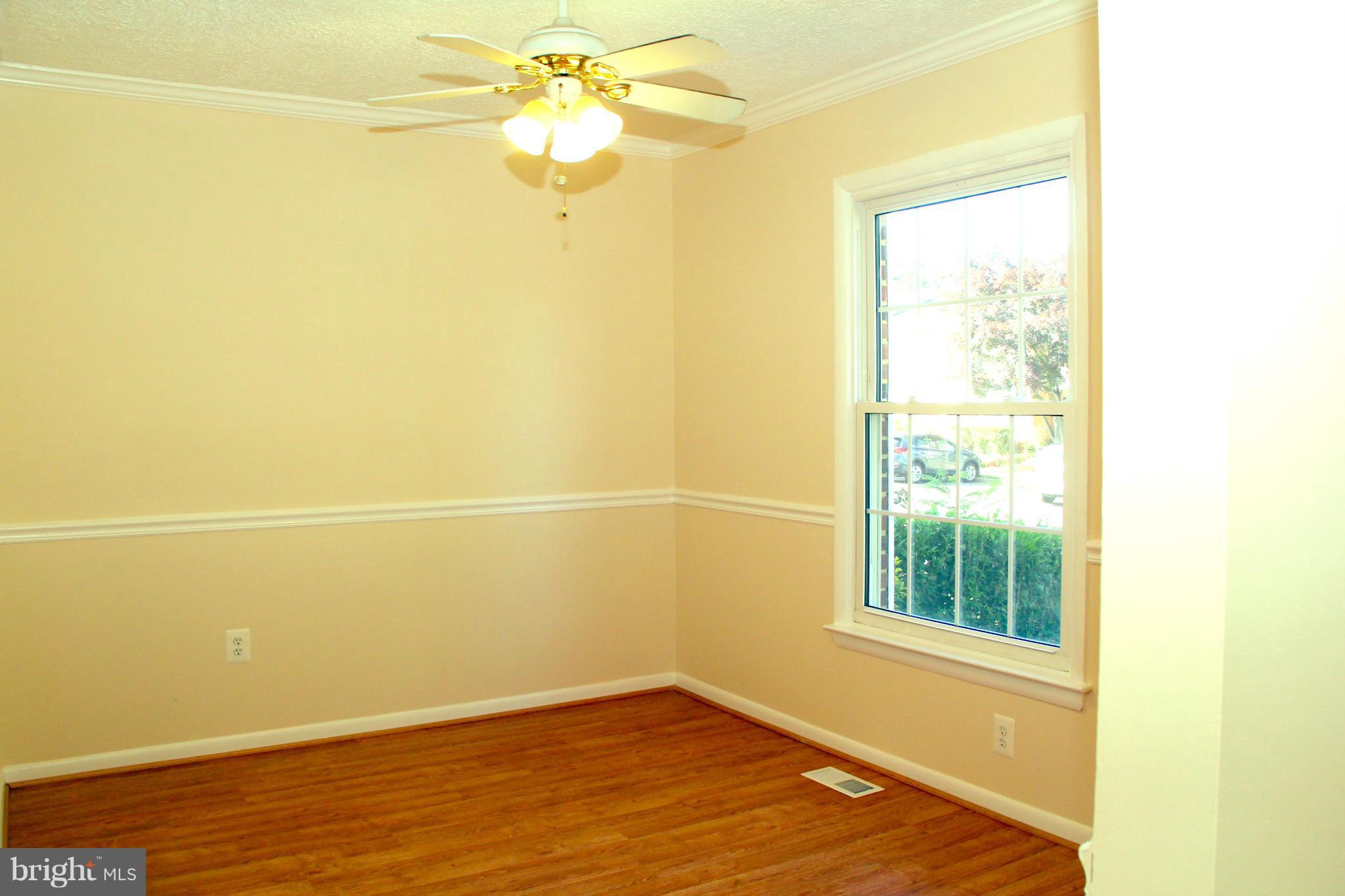 6449 Rockshire Street Alexandria, VA 22315 - Photo 6 of 25 Dining Room