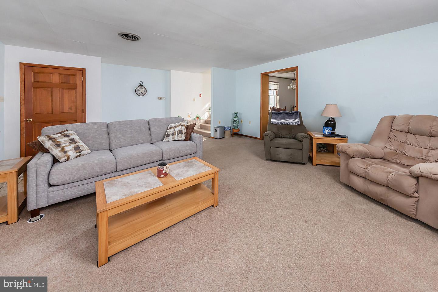 10 Laurel Road Pennsville, NJ 08070 - Photo 2 of 18 Gallery Image 2