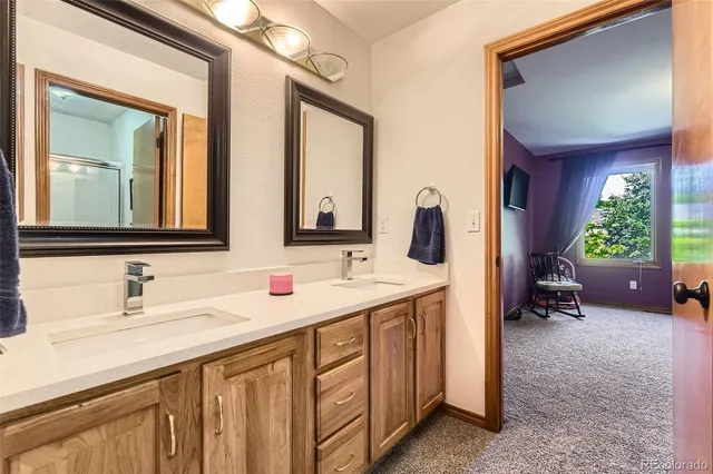 $984,500 | 6588 South Oak Circle, Littleton, CO 80127