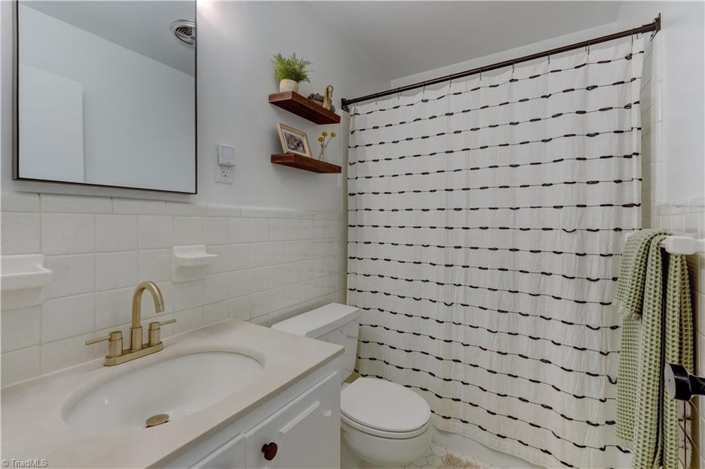 4603 Graham Road Greensboro, NC 27410 - Photo 28 of 39