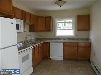 45 Grapevine Road Levittown, PA 19057 - Photo 3 of 9 Kitchen