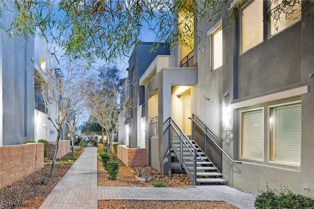 $360,000 | 11256 Rainbow Peak Avenue, Unit 208, Las Vegas, NV 89135