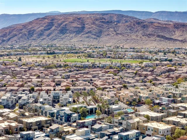 $360,000 | 11256 Rainbow Peak Avenue, Unit 208, Las Vegas, NV 89135