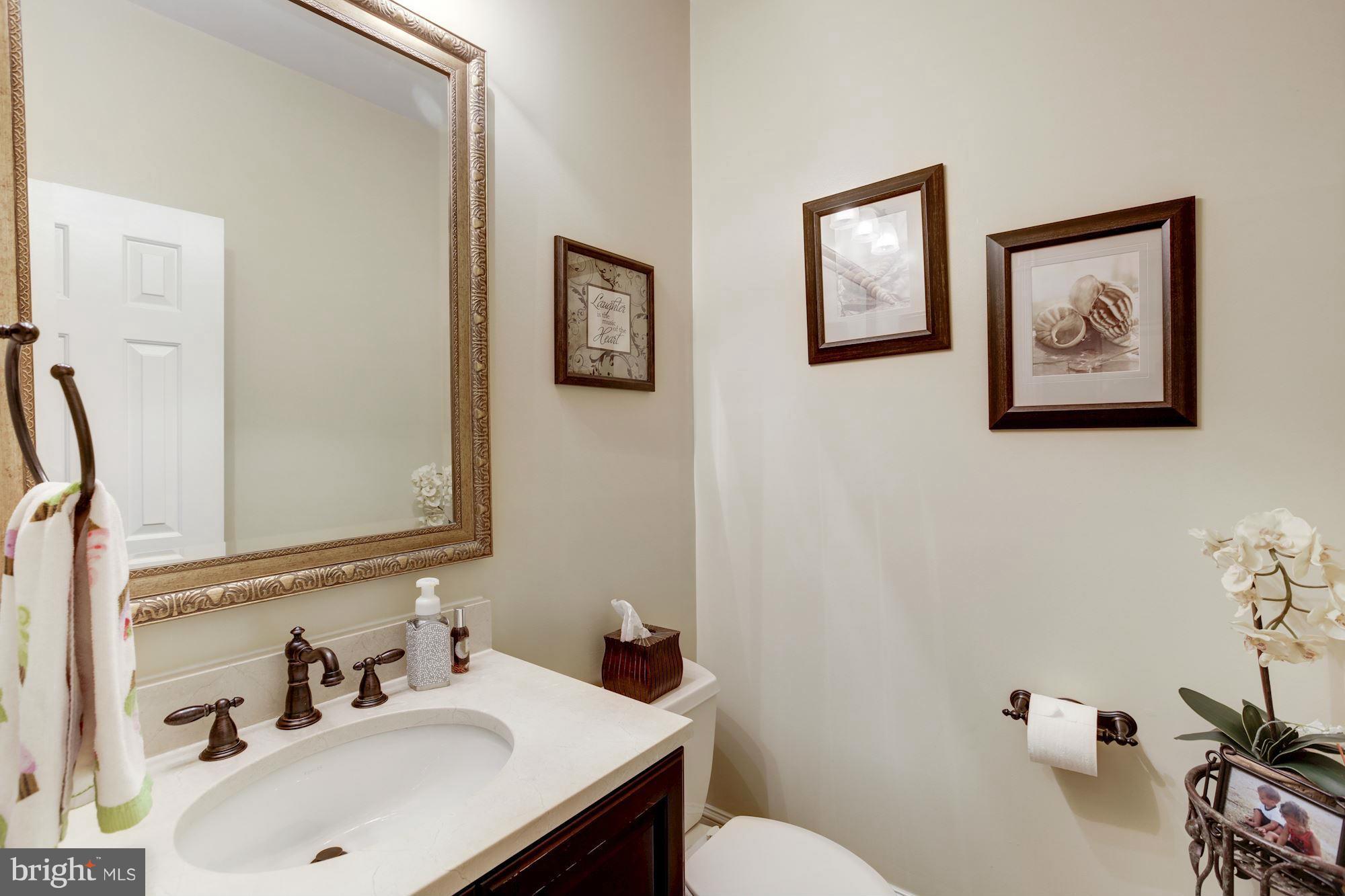 8819 Gateshead Road Alexandria, VA 22309 - Photo 12 of 30 Bath