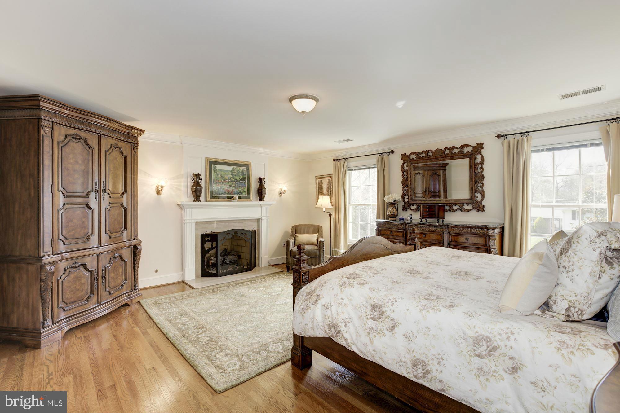 8819 Gateshead Road Alexandria, VA 22309 - Photo 21 of 30 Bedroom (Master)