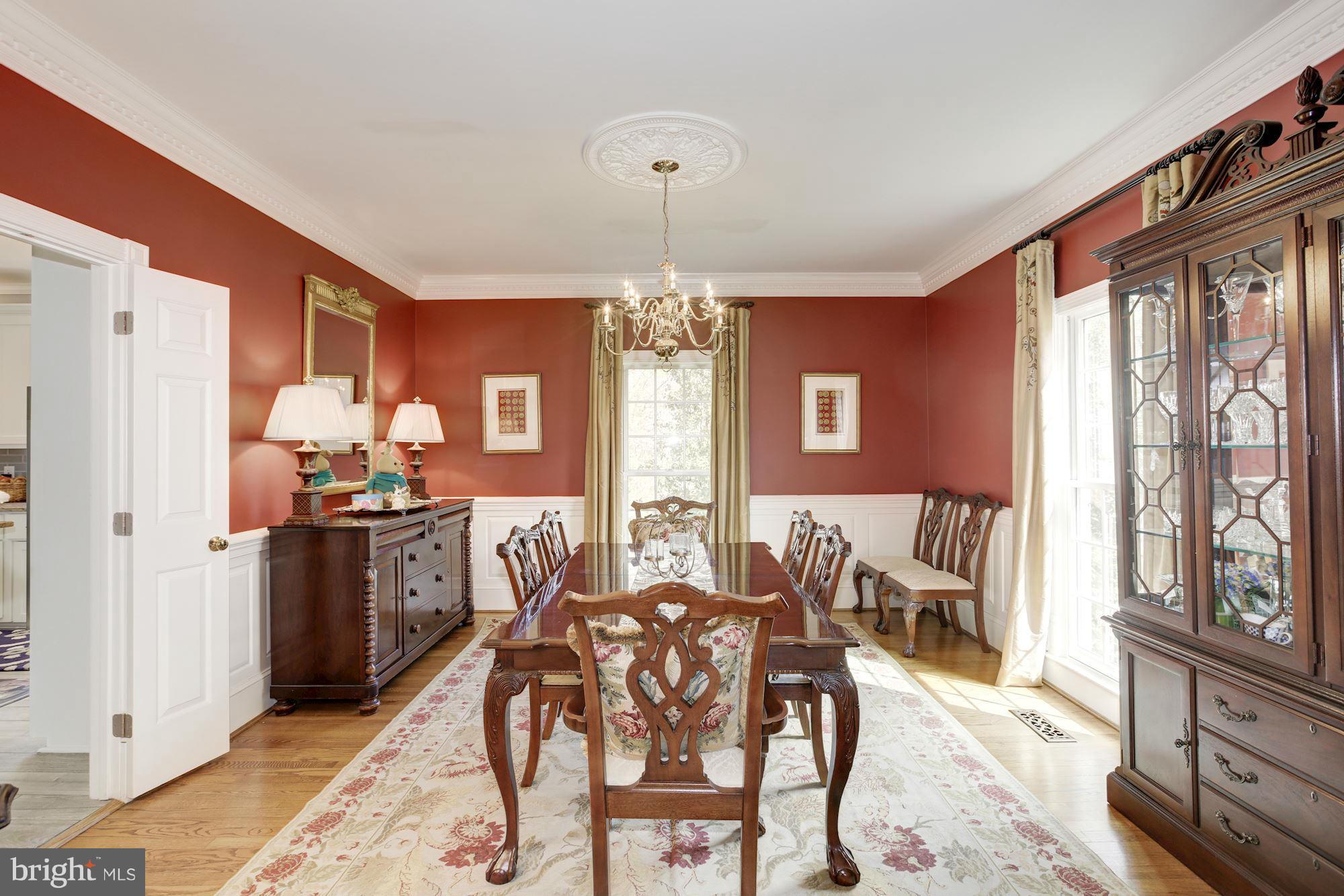 8819 Gateshead Road Alexandria, VA 22309 - Photo 6 of 30 Dining Room