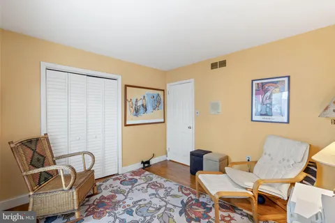 $699,900 | 8807 Hawthorne Lane, Wyndmoor, PA 19038
