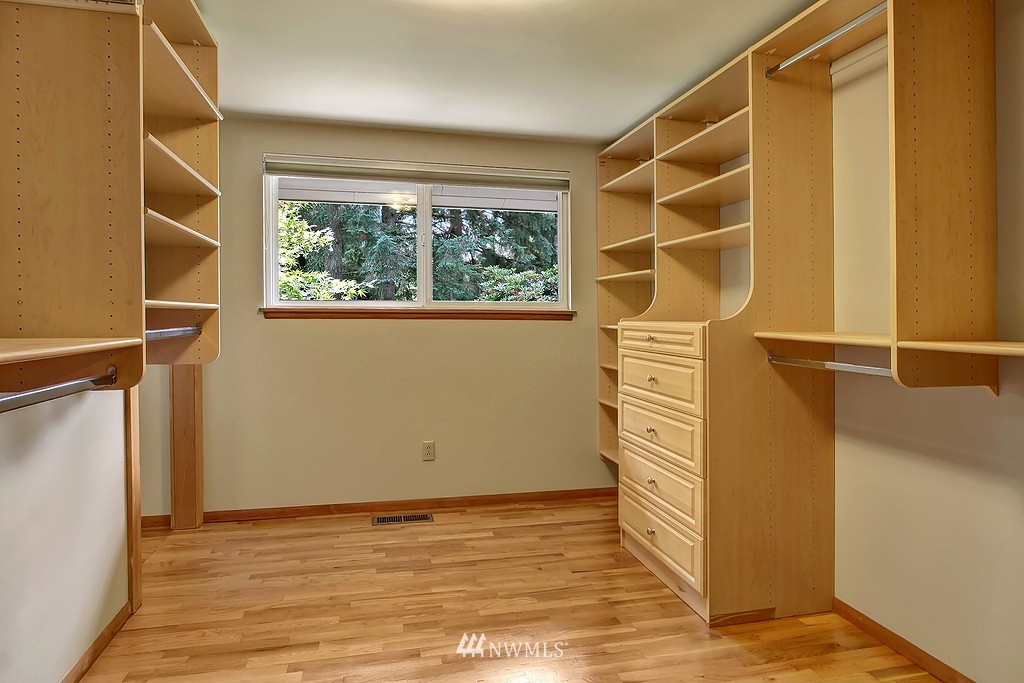 4321 200th Street Southeast Bothell, WA 98012 - Photo 16 of 20