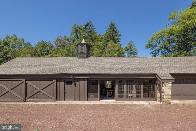 a view of outdoor space