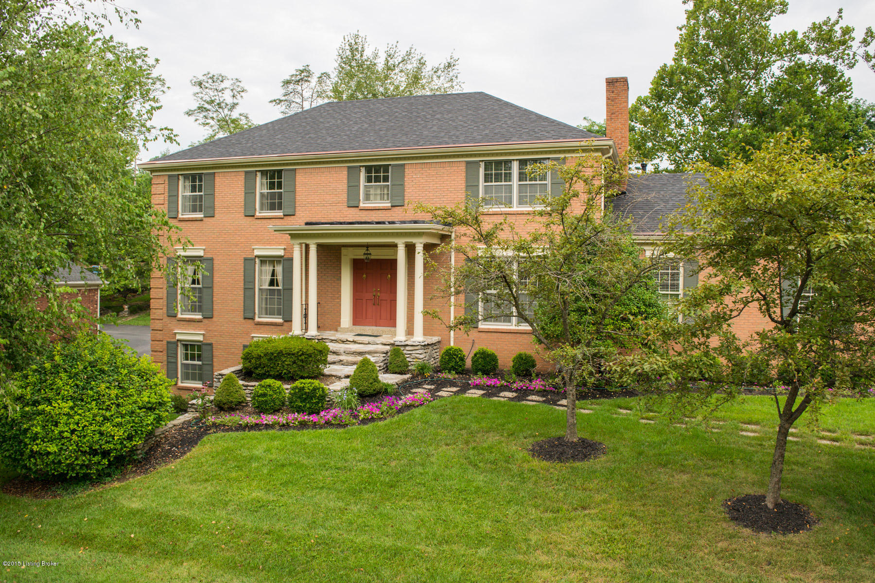 5513 Apache Road Louisville, KY 40207 - Photo 1 of 45 02