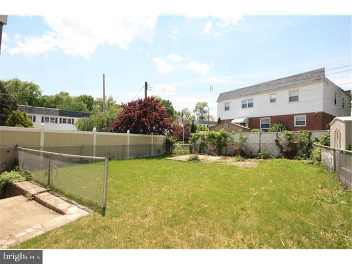 3166 Draper Street Philadelphia, PA 19136 - Photo 22 of 25 Exterior Back
