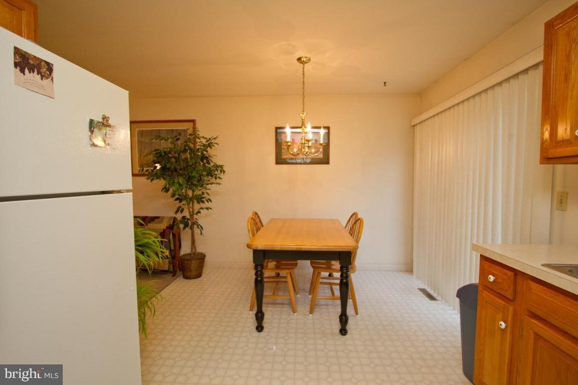 84 Brookfield Road Lititz, PA 17543 - Photo 8 of 29