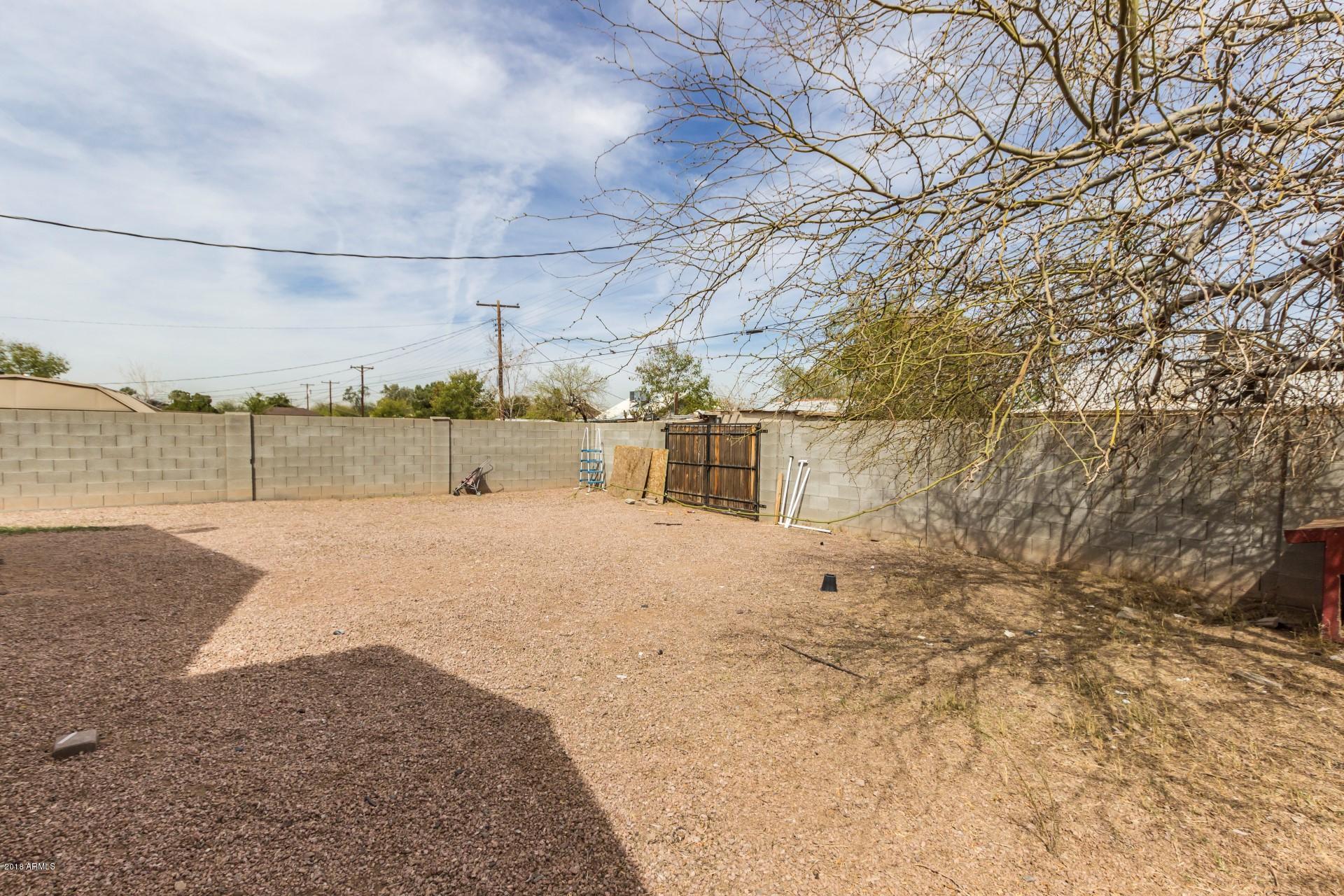 518 West Chipman Road Phoenix, AZ 85041 - Photo 18 of 18 Chipman (8)