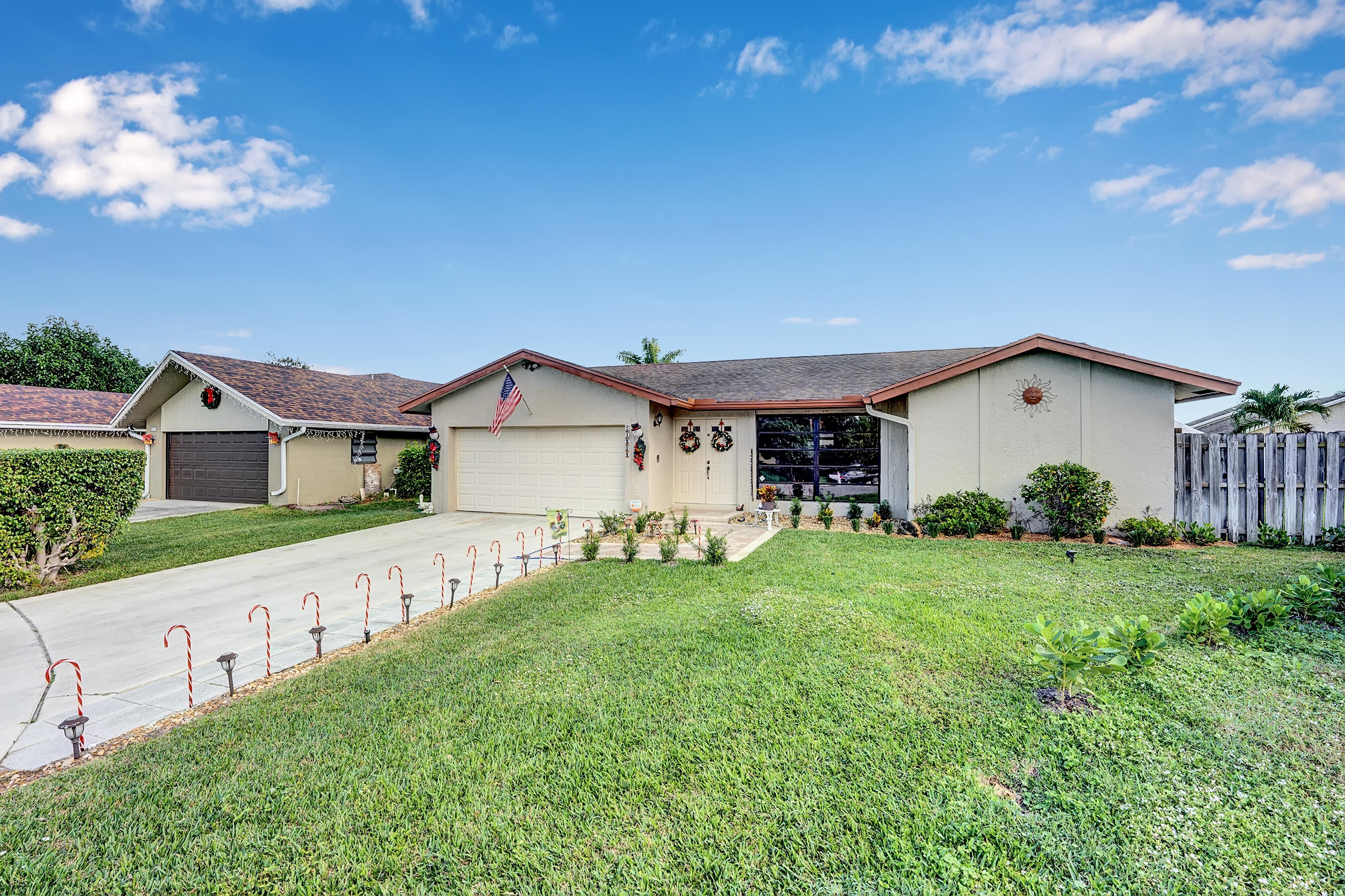 21584 Plum Road Boca Raton, FL 33433 - Photo 3 of 35 DSC07338