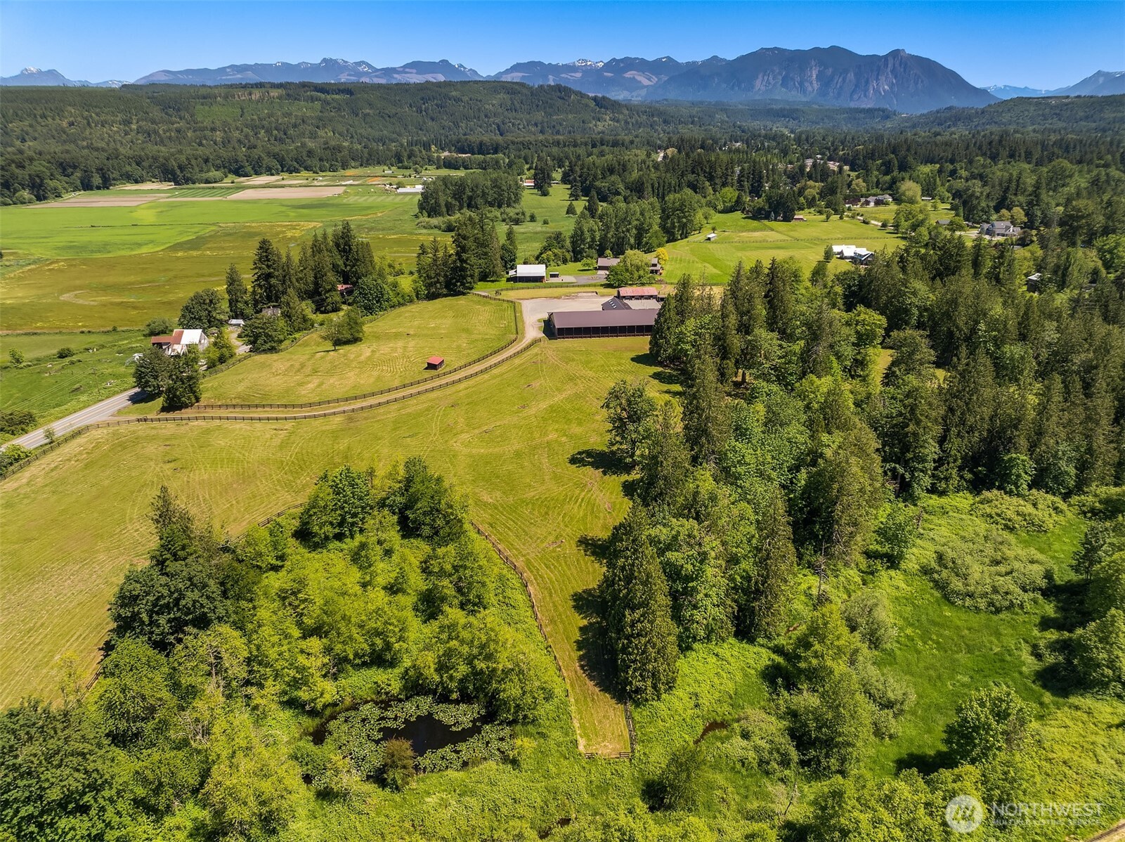 31405 Redmond-Fall City Road Southeast Fall City, WA 98024 - Photo 3 of 32 a view of lake with mountain