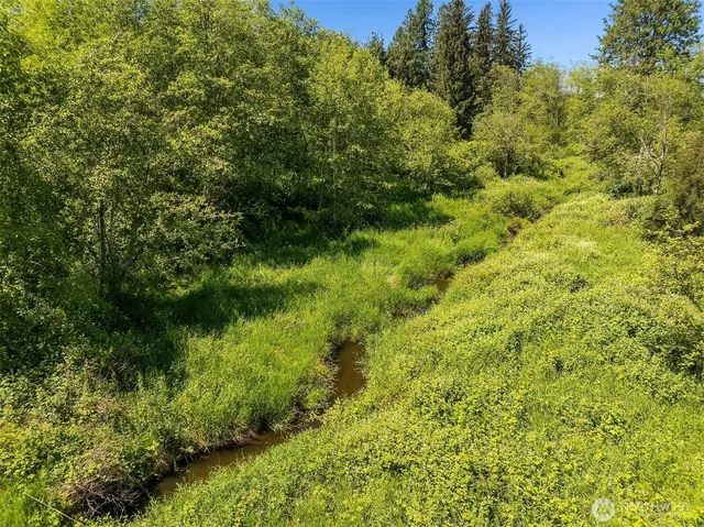 $5,400,000 | 31405 Redmond-Fall City Road Southeast, Fall City, WA 98024