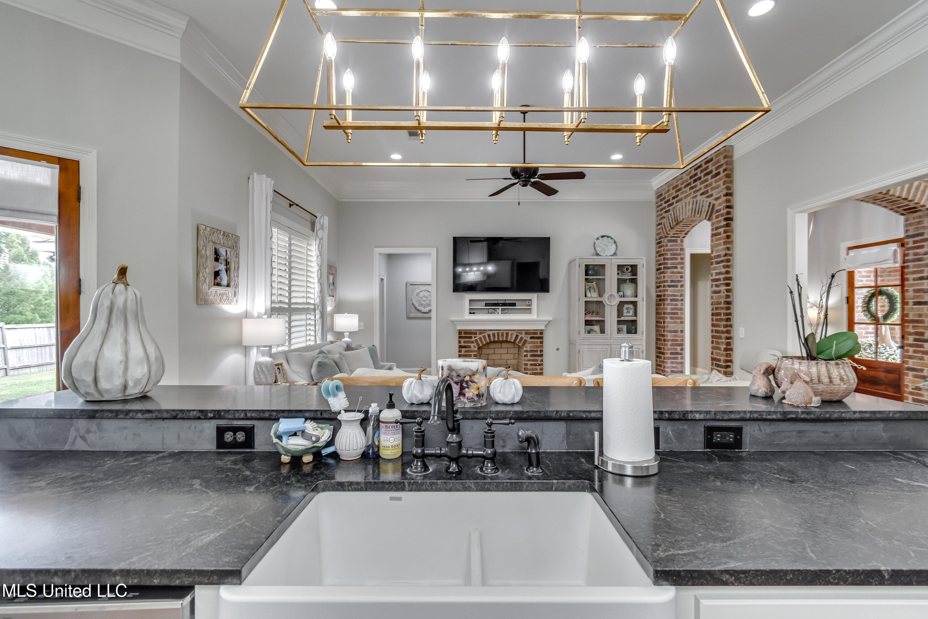 205 East Toulon Street Brandon, MS 39042 - Photo 22 of 51 205 E Toulon St-35