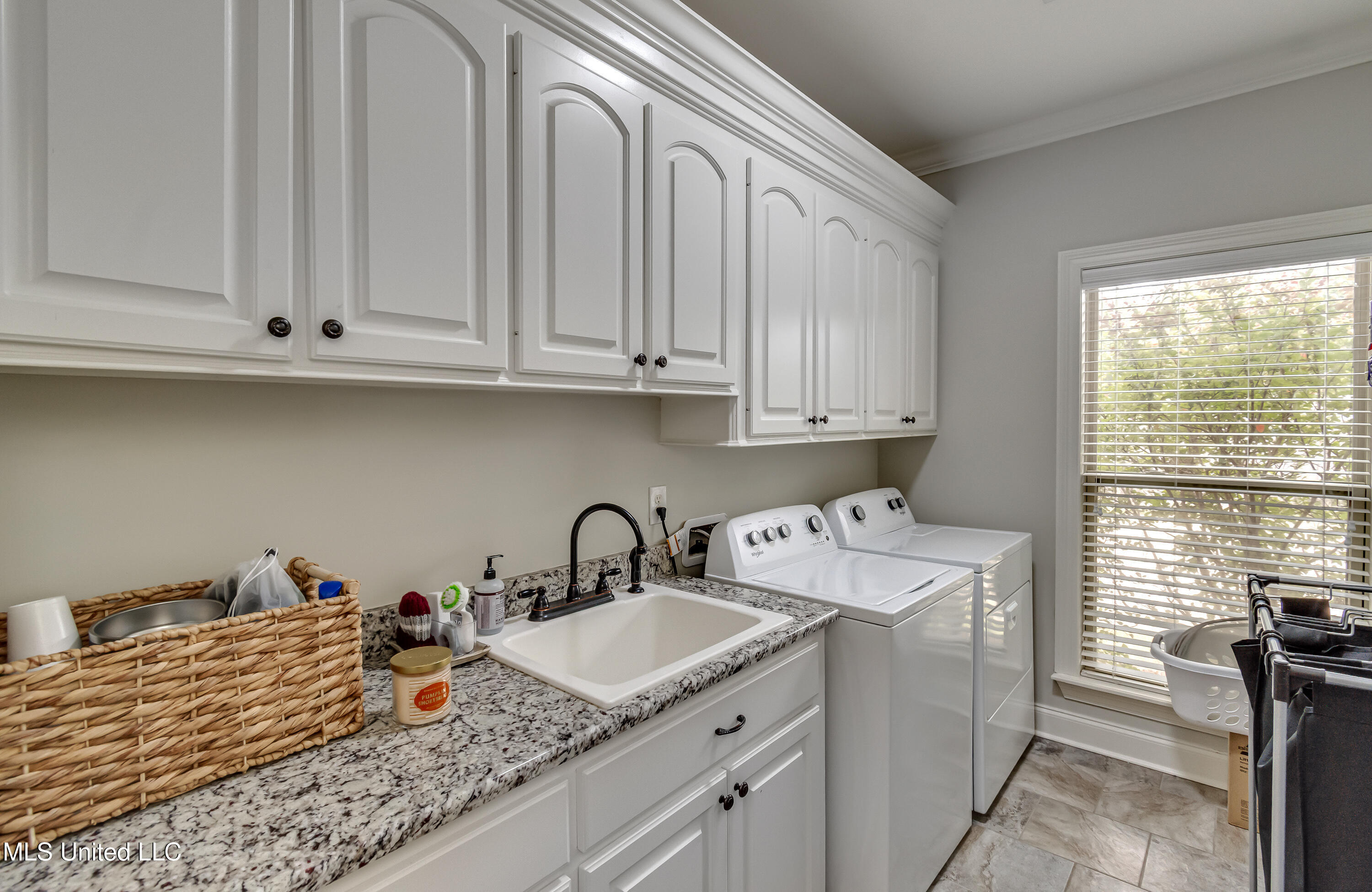 205 East Toulon Street Brandon, MS 39042 - Photo 26 of 51 205 E Toulon St-41