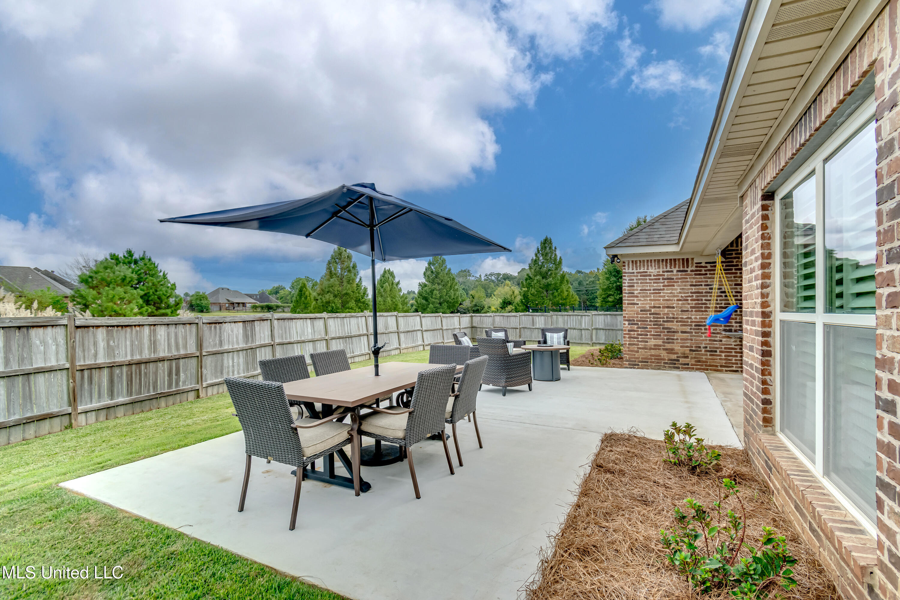 205 East Toulon Street Brandon, MS 39042 - Photo 9 of 51 205 E Toulon St-17