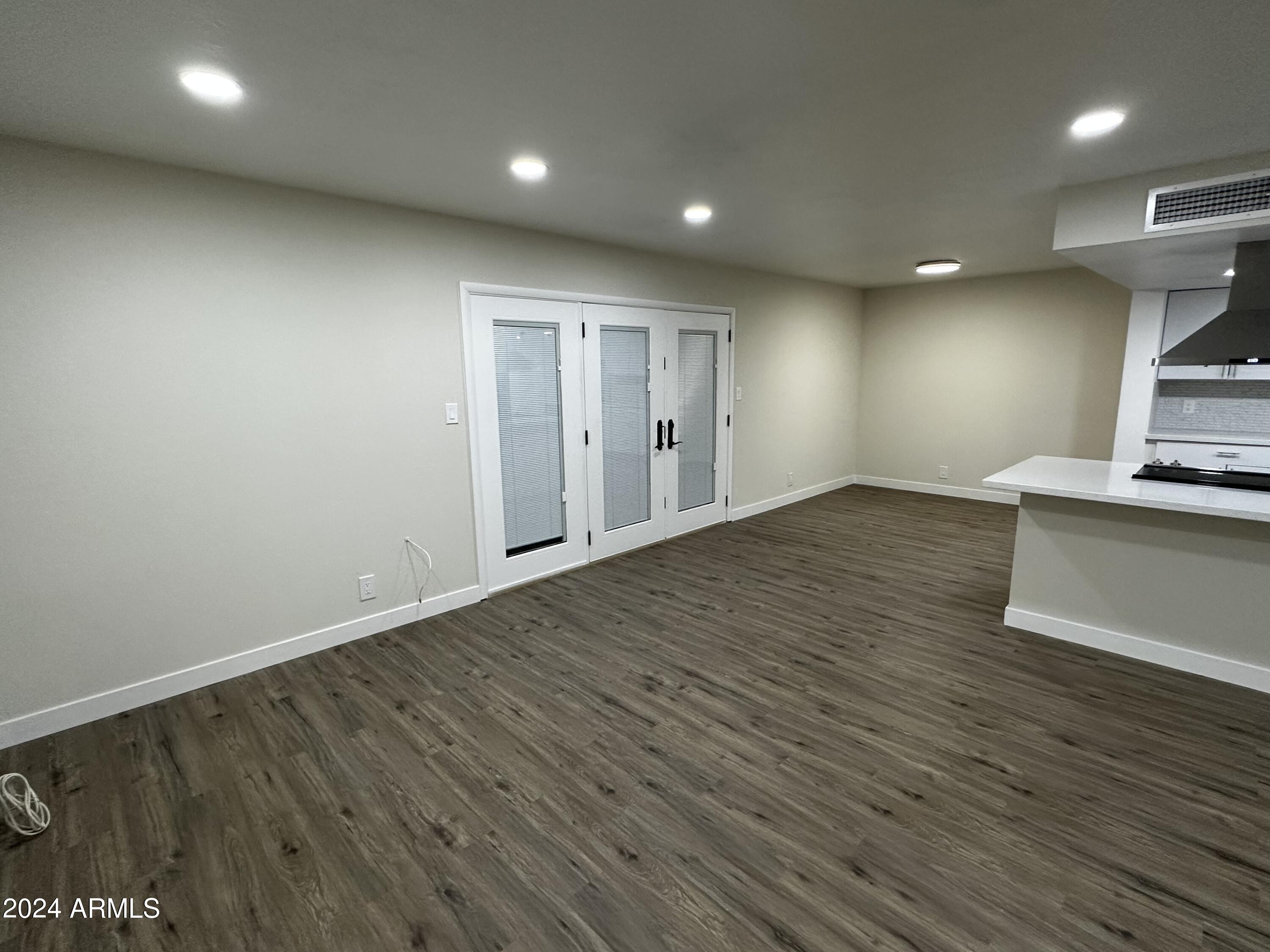 1002 East Pueblo Road Phoenix, AZ 85020 - Photo 15 of 53 A049C612-0B42-435F-B3D5-AD8C34C52709