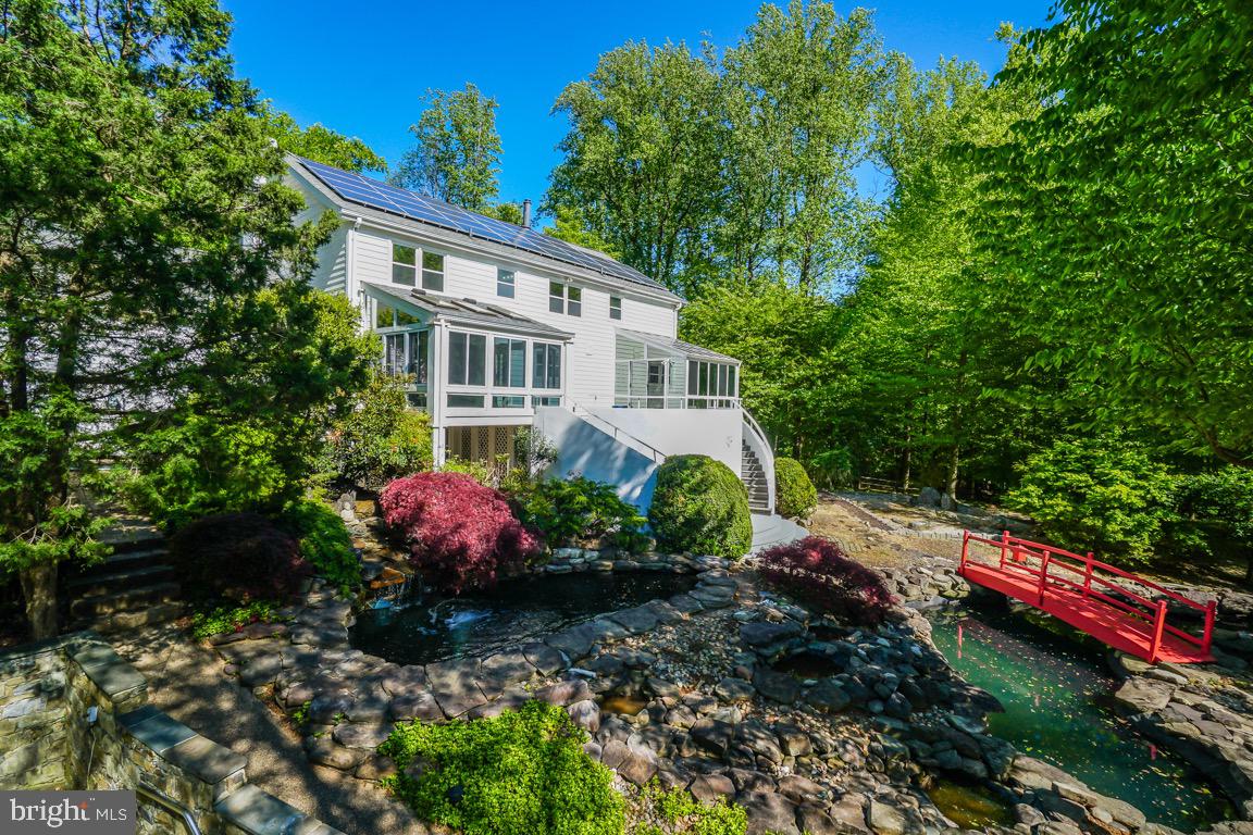 11208 Tara Road Potomac, MD 20854 - Photo 11 of 53 Gallery Image 11