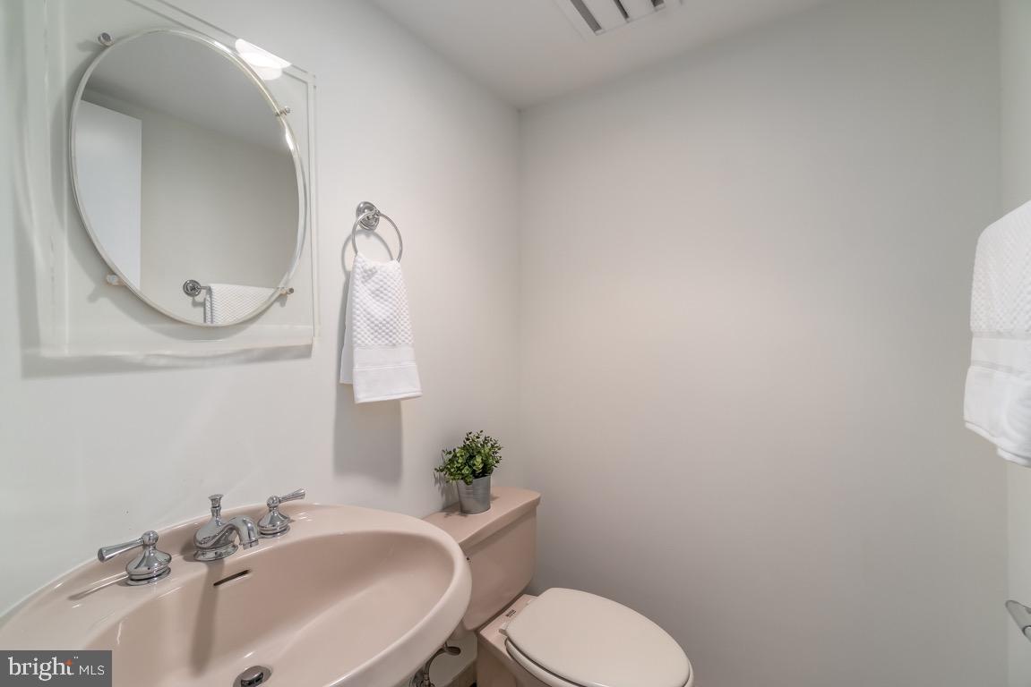 11208 Tara Road Potomac, MD 20854 - Photo 48 of 53 Powder room in Basement