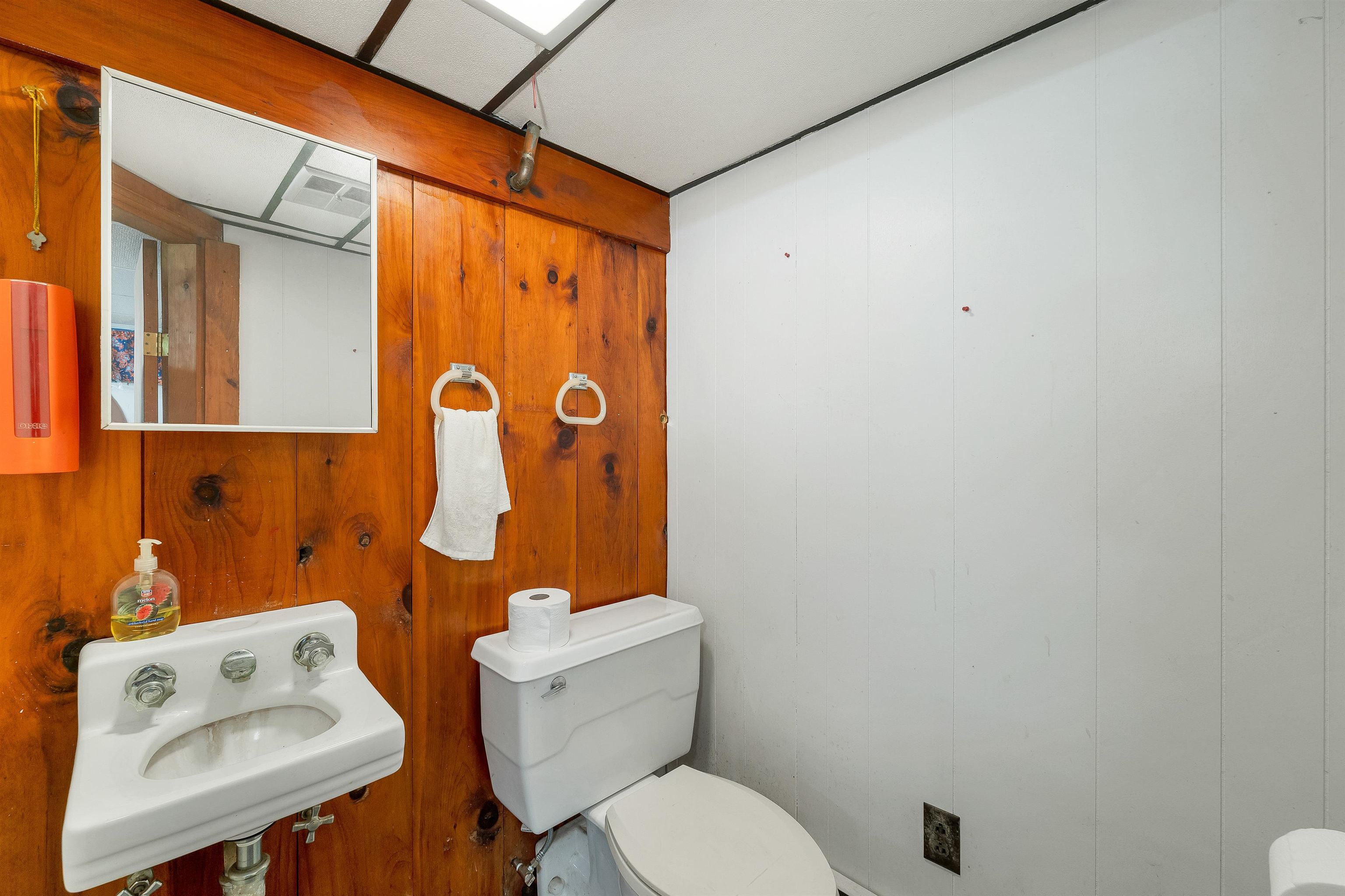 22 Medlyn Street Milford, NH 03055 - Photo 40 of 45 Gallery Image 40