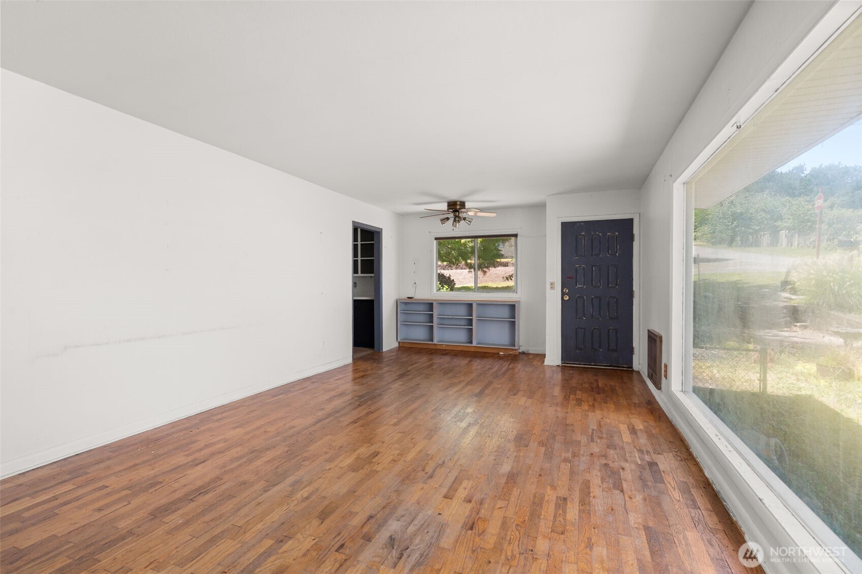 905 Peters Street Raymond, WA 98577 - Photo 8 of 29