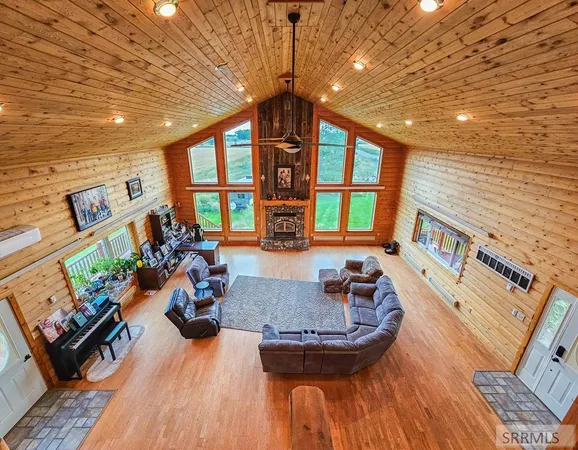 $1,200,000 | 3258 North 3350 West, Moore, ID 83255