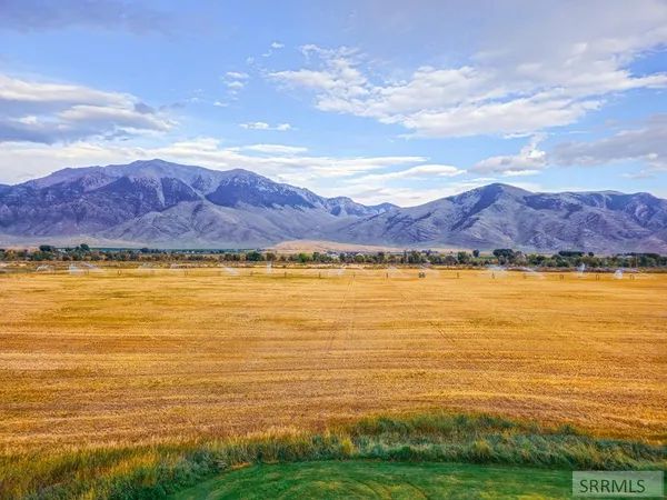 $1,200,000 | 3258 North 3350 West, Moore, ID 83255