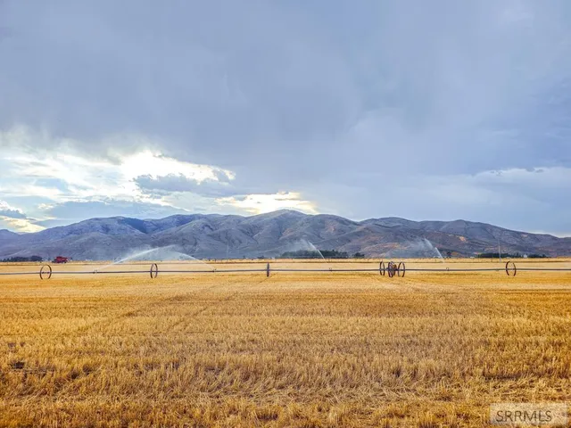 $1,200,000 | 3258 North 3350 West, Moore, ID 83255