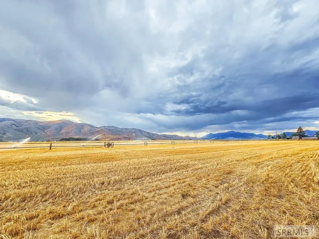 $1,200,000 | 3258 North 3350 West, Moore, ID 83255