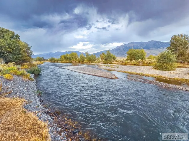 $1,200,000 | 3258 North 3350 West, Moore, ID 83255