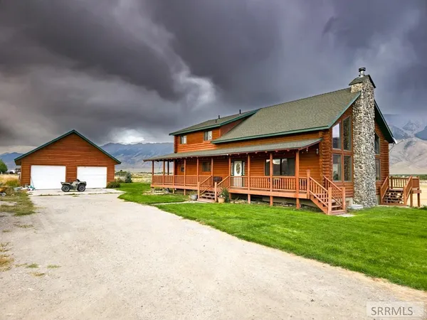 $1,200,000 | 3258 North 3350 West, Moore, ID 83255