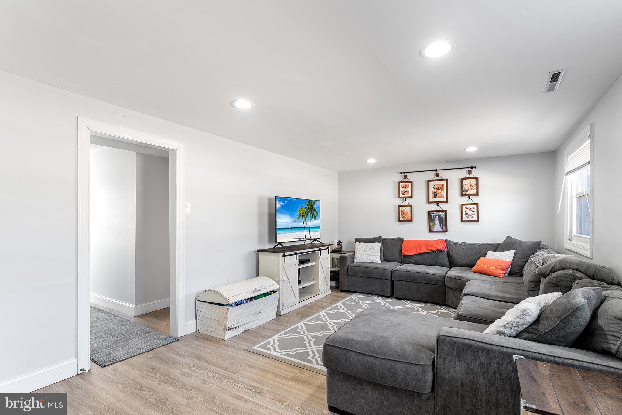 219 Tilford Road Somerdale, NJ 08083 - Photo 5 of 29 Gallery Image 5