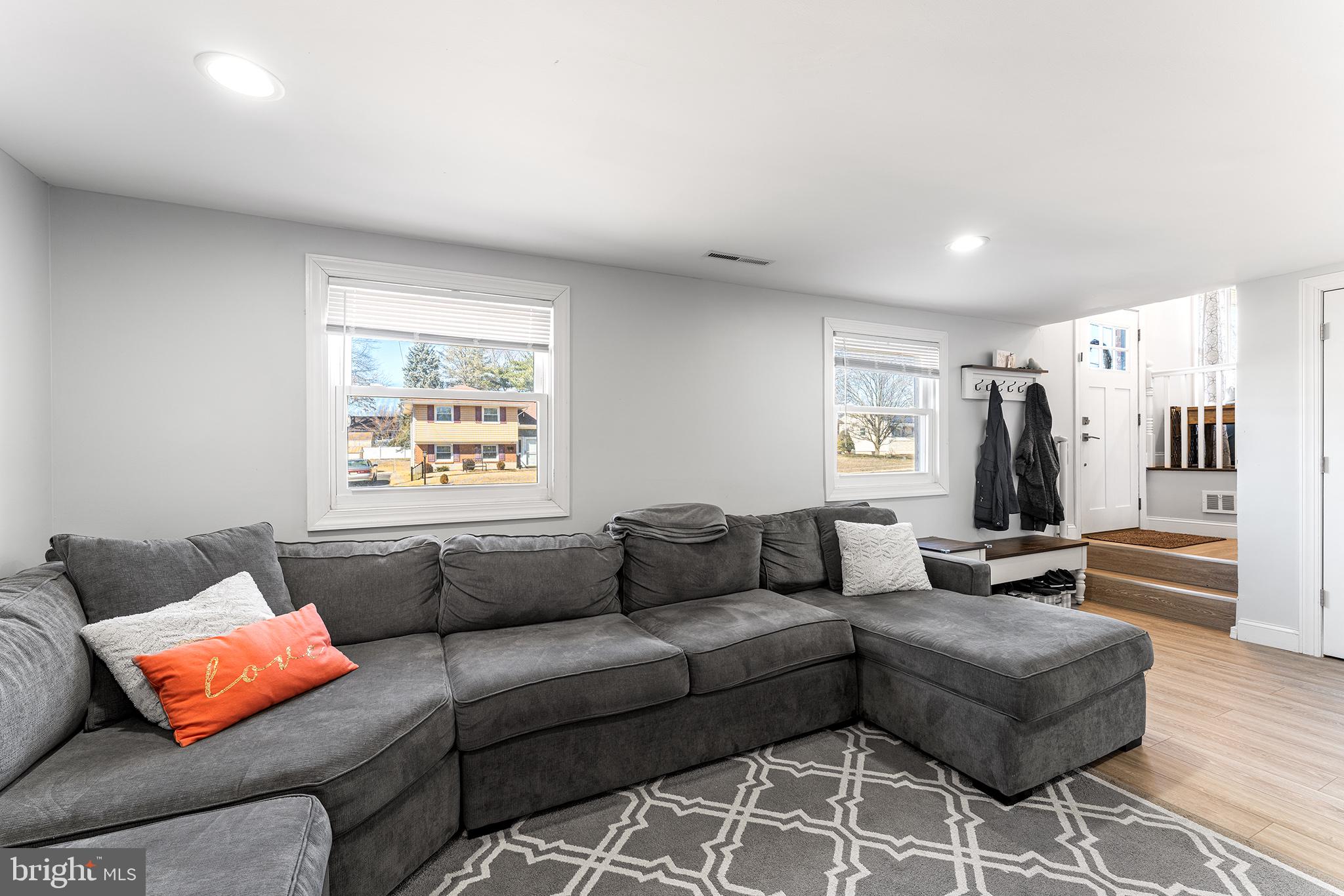 219 Tilford Road Somerdale, NJ 08083 - Photo 6 of 29 Gallery Image 6