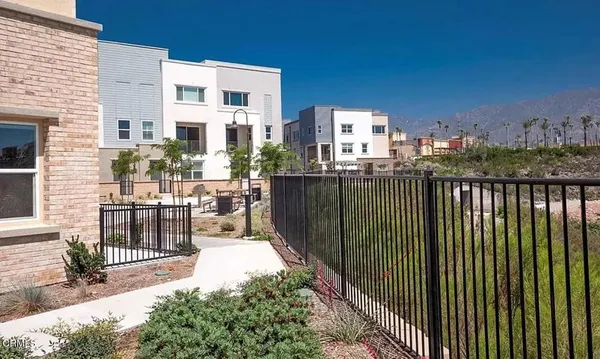 $3,350 | 799 Highline Way, Upland, CA 91784