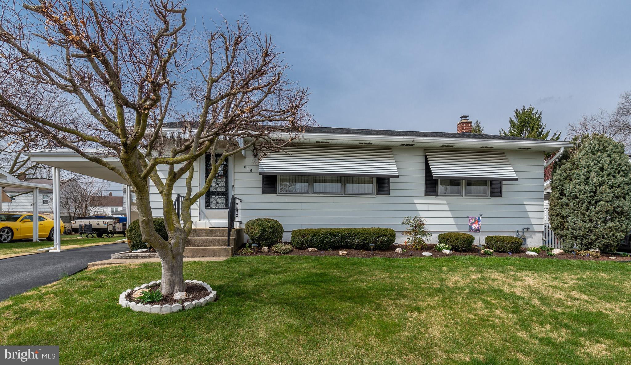 816 Gunnison Road York, PA 17404 - Photo 1 of 26